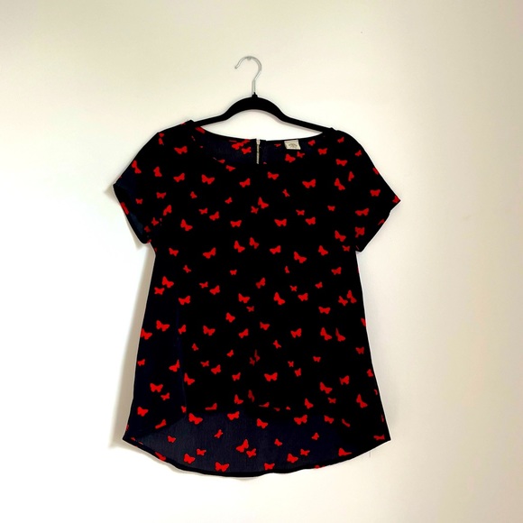 Blouse - Picture 1 of 2